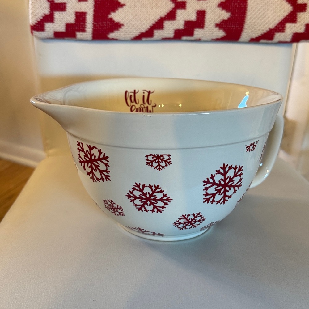 Large ceramic mixing bowl